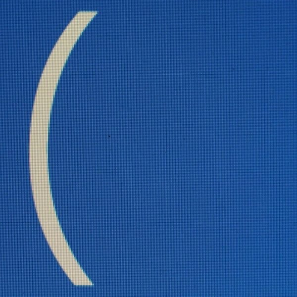 Correos falsos de Booking.com distribuyen malware usando la técnica de ClickFix simulando un error de Windows